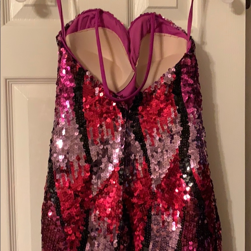 Prom Dress - Picture 4 of 7